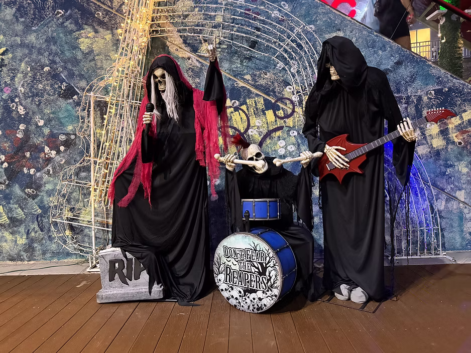 Your Guide to Halloween and Dia de los Muertos in Orange County